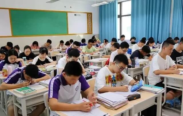 智能中高考